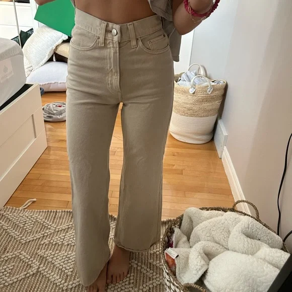 Jeans - Picture 2 of 4